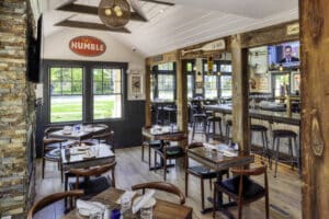 Town Bar & Grill MV